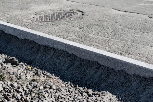 Sidewalk Curbing Repair in Auburn